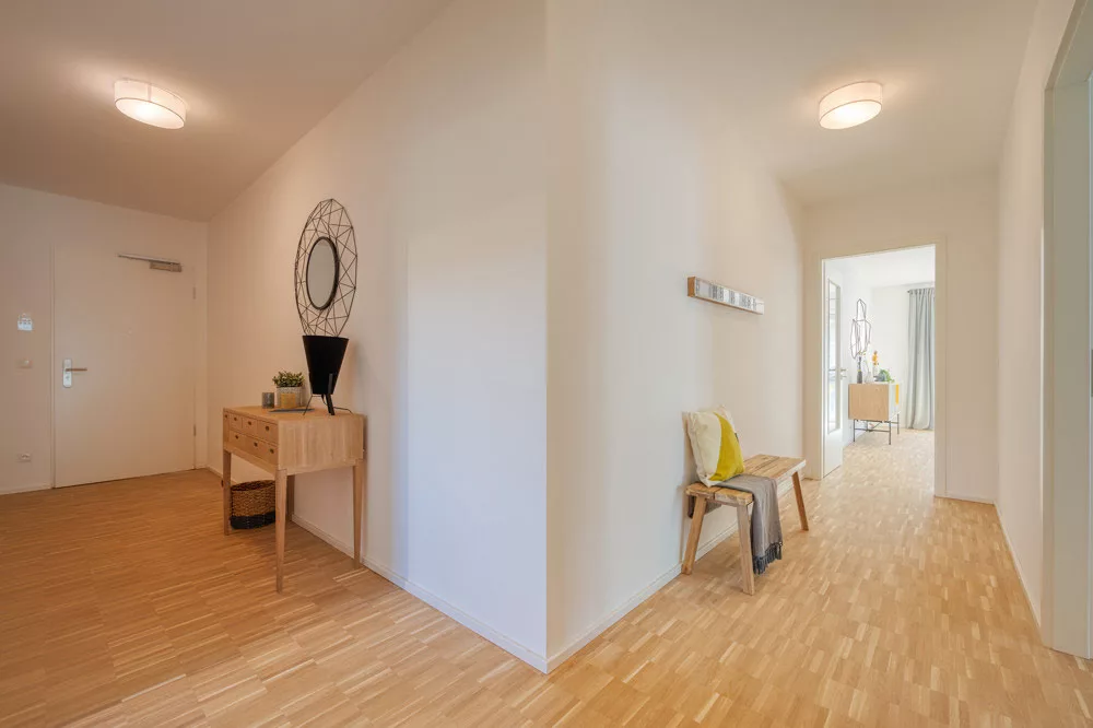 Heller Wohnungsflur im Projekt KAISERGÄRTEN