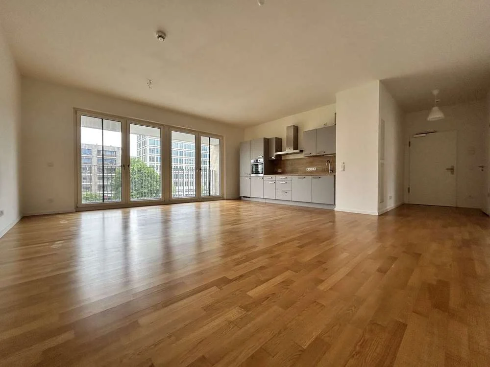 Helle 3-Zimmerwohnung mit Blick zur Spree
