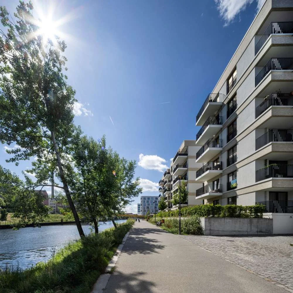 Helle und freundliche 3-Zimmerwohnung mit Balkon, Loggia und Einbauküche