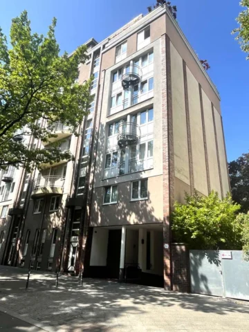 *WUNDERBARE* 3 Zi. -Wohnung mit Wintergarten und großer Terrasse zum Gartenbereich*