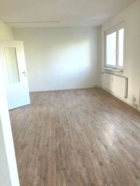 6-Raum Wohnung – *WG geeignet*