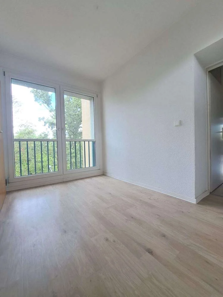 * 3-Zimmer-Wohnung * mit französischem Balkon
