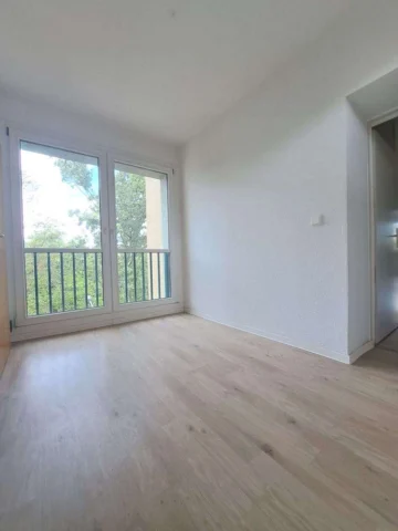 * 3-Zimmer-Wohnung * mit französischem Balkon