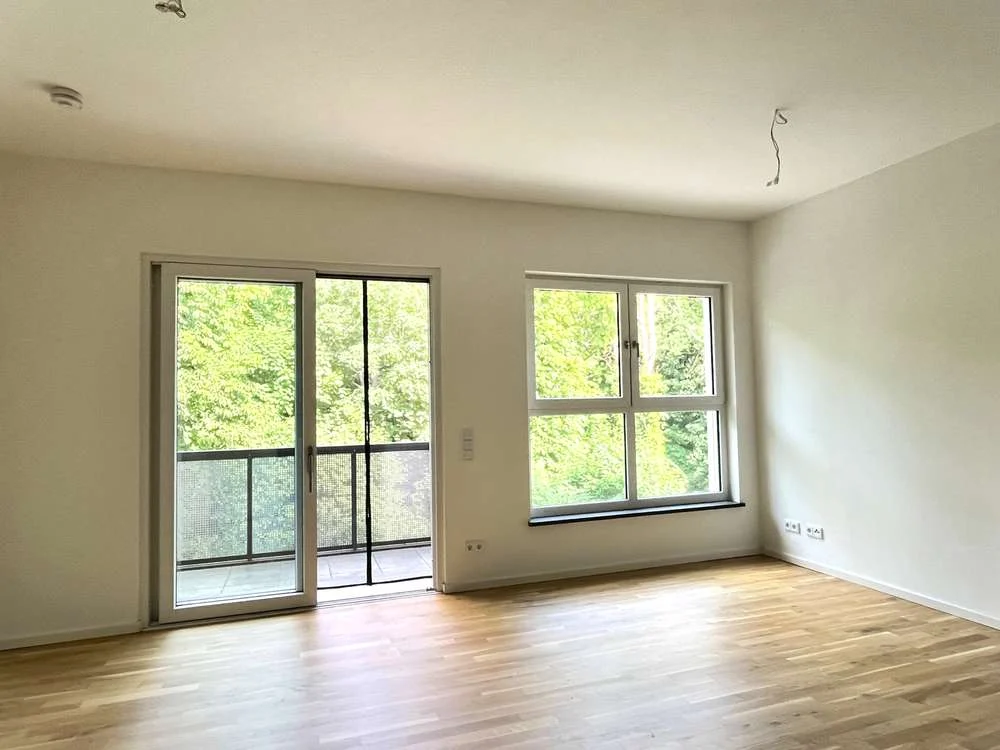 *PERFEKTE* 2 Zimmerwohnung mit EBK und Balkon*