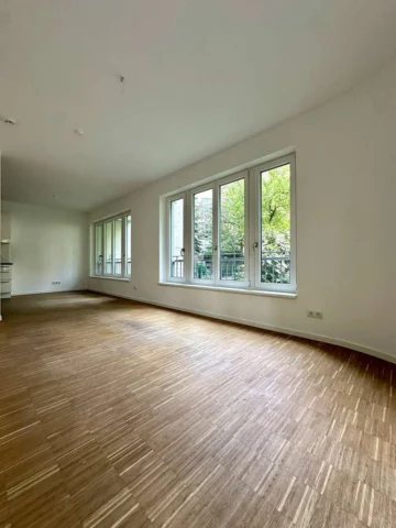 4-Zimmerwohnung mit Terrasse * Erdgeschoss * Einbauküche * im grünen Alt-Treptow