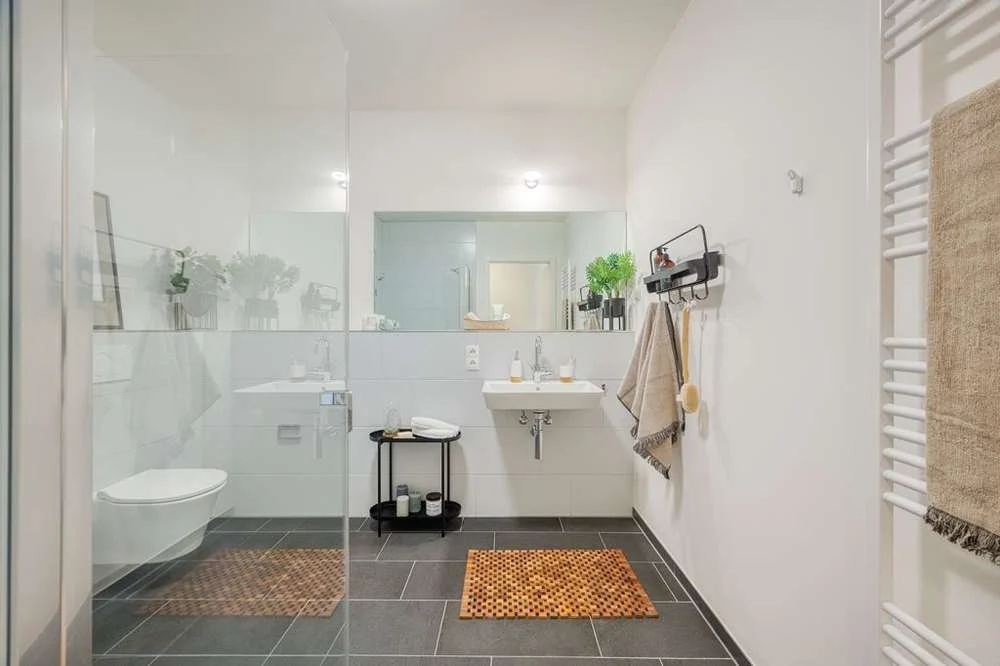 Moderne 3-Zimmerwohnung mit Balkon & Loggia in Ottensen
