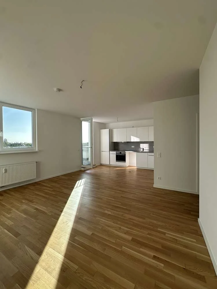 Sonne pur * Dachgeschoss * Terrasse *  3-Zimmer * Einbauküche* mit Blick über Spandau * Zweitbezug