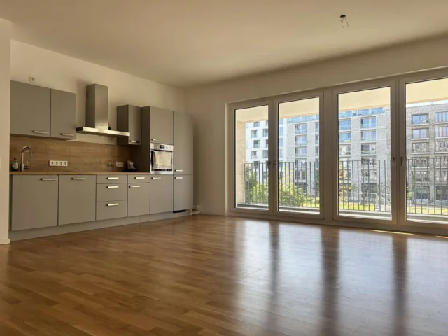 Moderne 3-Zimmerwohnung mit Wasserblick