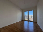 Kinderzimmer - Helle und freundliche 3-Zimmerwohnung mit Balkon, Loggia und Einbauküche