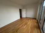 Schlafzimmer - 2-Zimmerwohnung mit Einbauküche und Loggia direkt am Spreekanal