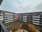 Ausblick auf den Innenhof - 2-Zimmerwohnung mit Einbauküche und Loggia direkt am Spreekanal