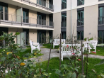 Innenhof Sitzecke - Erdgeschosswohnung mit Terrasse * 4-Zimmer * Einbauküche * im grünen Alt-Treptow