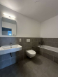 Badezimmer 1 - Erdgeschosswohnung mit Terrasse * 4-Zimmer * Einbauküche * im grünen Alt-Treptow