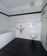 Badezimmer mit Badewanne - Helle 3-Zimmerwohnung * Süd-Balkon * Einbauküche * Tiefgarage * in Weißensee * Befrist. bis 6 J.