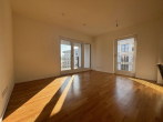 Wohnzimmer - Helle 3-Zimmerwohnung mit Einbauküche und Wasserblick
