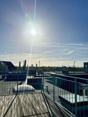 Über den Dächern von Berlin – Prenzlauer Berg * Aufdachterrasse * 3 Zimmer * Einbauküche, 10437 Berlin, Dachgeschosswohnung