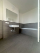 Bad en Suite mit Badewanne - Dachgeschoss * 4-Zimmer * Sonnenbalkon * Einbauküche * 2 Bäder * WG-geeignet * in Moabit
