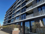 Hausansicht - 2-Zimmerwohnung mit Einbauküche und Loggia direkt am Spreekanal