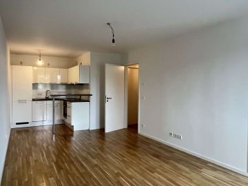 Wunderschöne 2-Zimmerwohnung mit EBK, 14193 Berlin, Etagenwohnung
