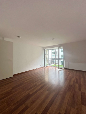Helle Dachgeschosswohnung * 3 Zimmer * Süd-Balkon * Tiefgarage * in Weißensee * Befrist. max. 5 J., 13086 Berlin, Dachgeschosswohnung