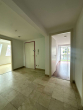 Flur - Helle Dachgeschosswohnung * 3 Zimmer * Süd-Balkon * Tiefgarage * in Weißensee * Befrist. max. 5 J.