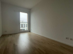 Zimmer 4 - Großzügig Wohnen mit Wasserblick: 5-Zimmerwohnung mit Loggia und EBK