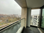 Loggia - Großzügig Wohnen mit Wasserblick: 5-Zimmerwohnung mit Loggia und EBK