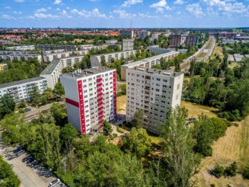 * HERRLICHE * 3 Zi.-Wohnung mit EBK* KAUTIONFREI *, 06128 Halle, Wohnung