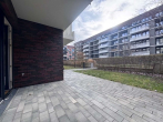 Terrasse - *Treppenmuffel aufgepasst – helle Erdgeschosswohnung direkt am Wasser*