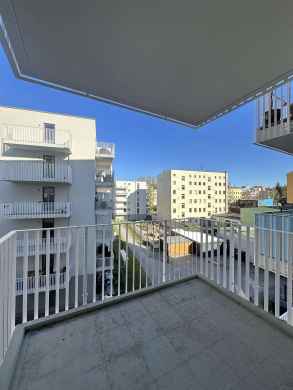 Nur mit WBS * Helle 3-Zimmerwohnung mit Balkon zum Innenhof * in Moabit, 10553 Berlin, Etagenwohnung