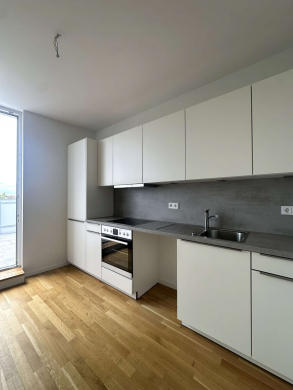 Helle 3-Zimmerwohnung *Dachterrasse* Sonnenuntergang * Blick über Spandau * Einbauküche *Zweitbezug, 13585 Berlin, Dachgeschosswohnung