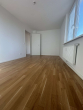 Schlafzimmer-Ansicht 2 - Helle 2-Zimmerwohnung mit Balkon * Abendsonne * Einbauküche * im grünen Spandau * Zweitbezug