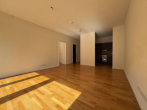 Wohnzimmer - 2-Zimmerwohnung mit Einbauküche und Loggia direkt am Spreekanal