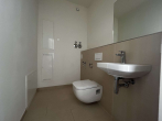 Gäste-WC - Moderne 2-Zimmerwohnung mit EBK und zwei Balkonen