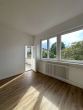 Blick zum Balkon - Frisch sanierte 3-Zimmerwohnung mit Balkon zum Innenhof * Zentrale Lage in Moabit