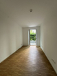 Zimmer 1 - Erdgeschosswohnung mit Terrasse * 4-Zimmer * Einbauküche * im grünen Alt-Treptow