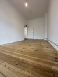 Schlafzimmer - Ansicht 2 - Helle, sanierte 3 Zimmerwohnung mit Balkon * in einem gepflegten Altbau in Lichtenberg