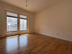 Schlafzimmer unten - Schöne 3-Zimmermaisonettewohnung mit Dachterrasse und Einbauküche