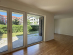 Wohnzimmer - Lichtdurchflutete 2 Zimmerwohnung mit Terrasse in BERLIN MITTE
