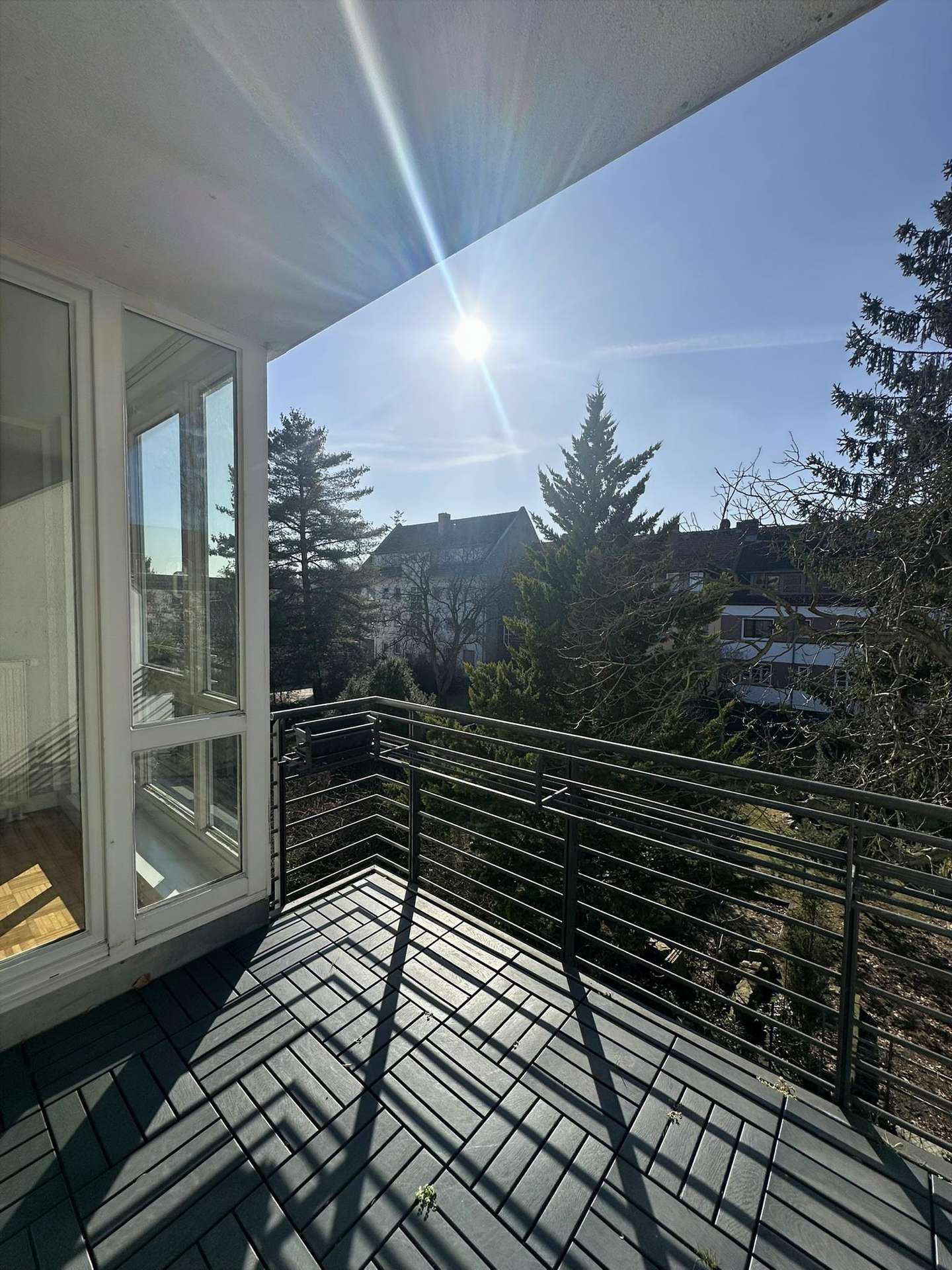 Balkon-Blick ins Grüne