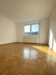 Zimmer 1 - Helle 3-Zimmerwohnung mit Balkon* Einbauküche *im grünen Spandau * Befrist. max bis 6 J.
