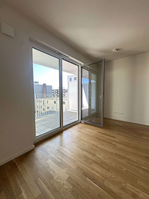 Helle 1-Zimmerwohnung mit Balkon * Einbauküche * Zweitbezug * Ruhige & zentrale Lage in Moabit, 10553 Berlin, Etagenwohnung