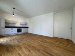 Wohnzimmer - Moderne 2-Zimmerwohnung mit Balkon und Einbauküche in bester Lage von Friedrichshain