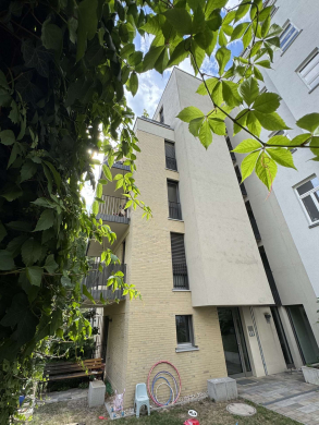Moderne 2-Zimmerwohnung mit Balkon und Einbauküche in bester Lage von Friedrichshain, 10249 Berlin, Etagenwohnung