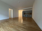 Wohnzimmer - *Treppenmuffel aufgepasst – helle Erdgeschosswohnung direkt am Wasser*