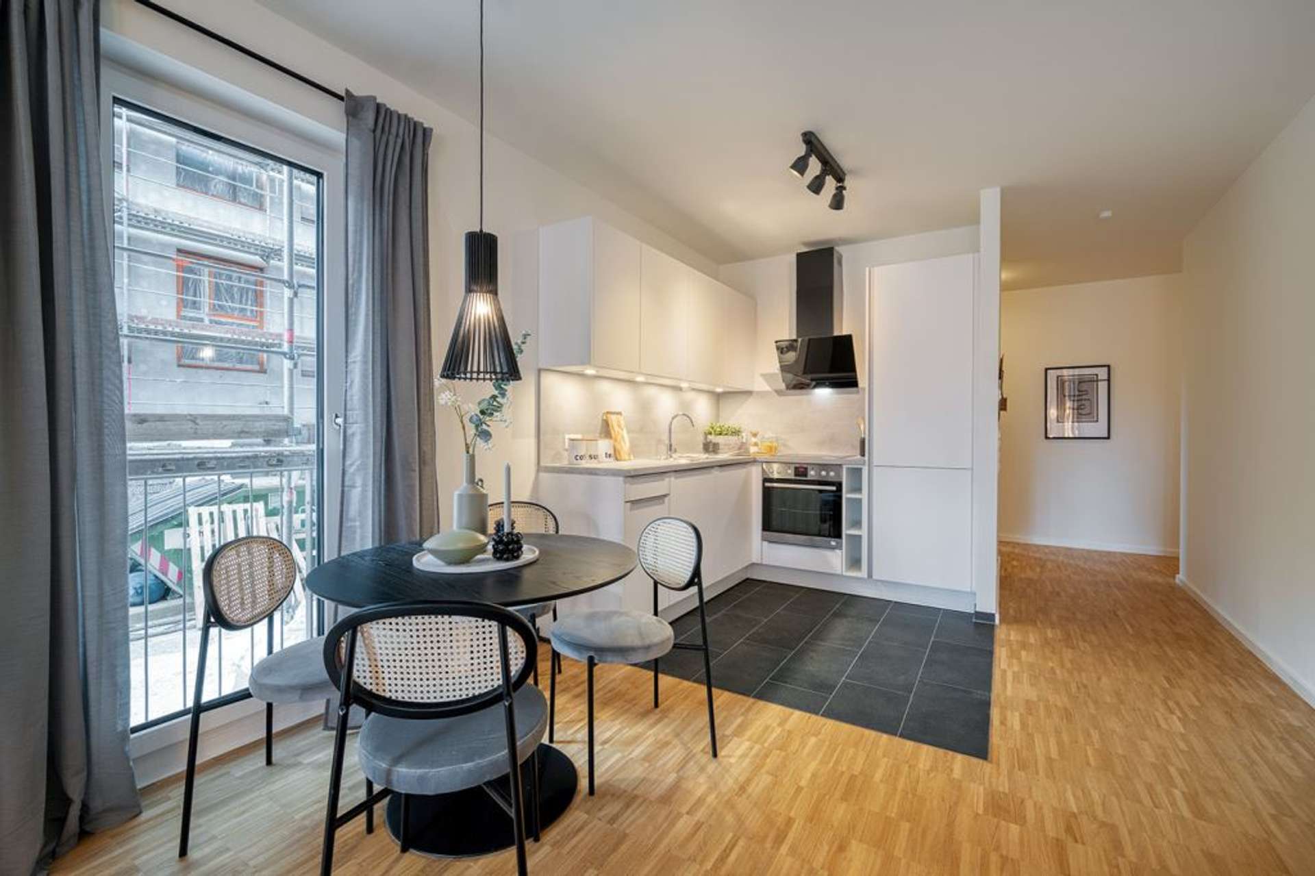 Moderne 2-Zimmerwohnung mit Balkon in Ottensen